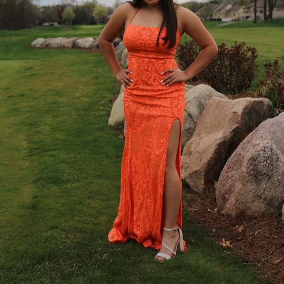 Windsor Prom Dress - Picture 2 of 2